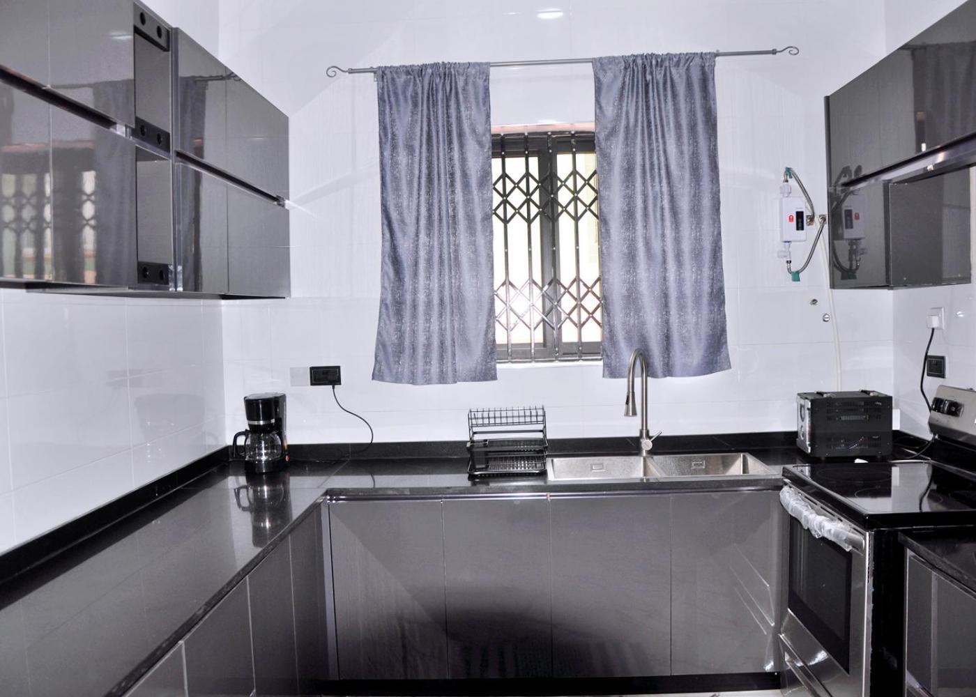 Queens Place Hotell Accra Eksteriør bilde